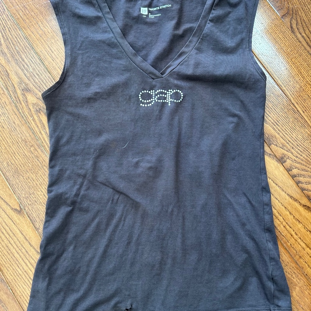 Gap fitted sleeveless top with rhinestones